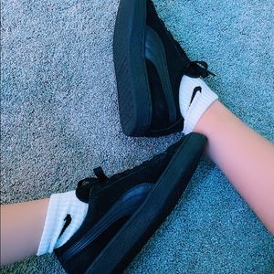 Black Puma Suede Classics!